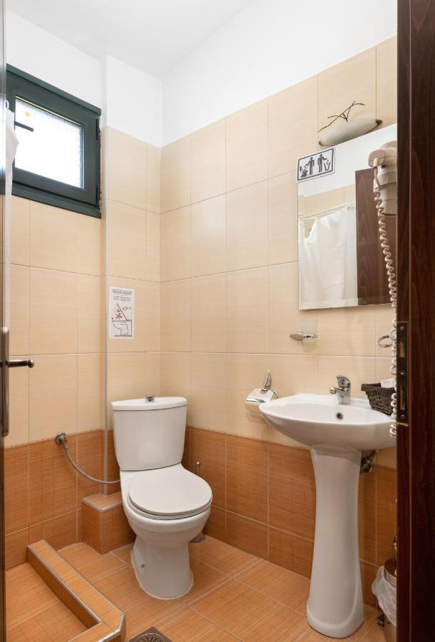 Hotel Limnaio Khrisokhórafa Exteriér fotografie